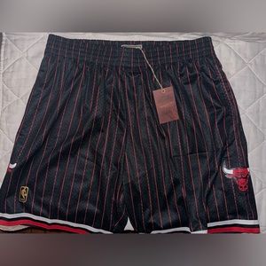 NBA alternate swingman shorts, Red and black